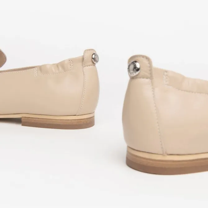Nerogiardini Beige Loafers