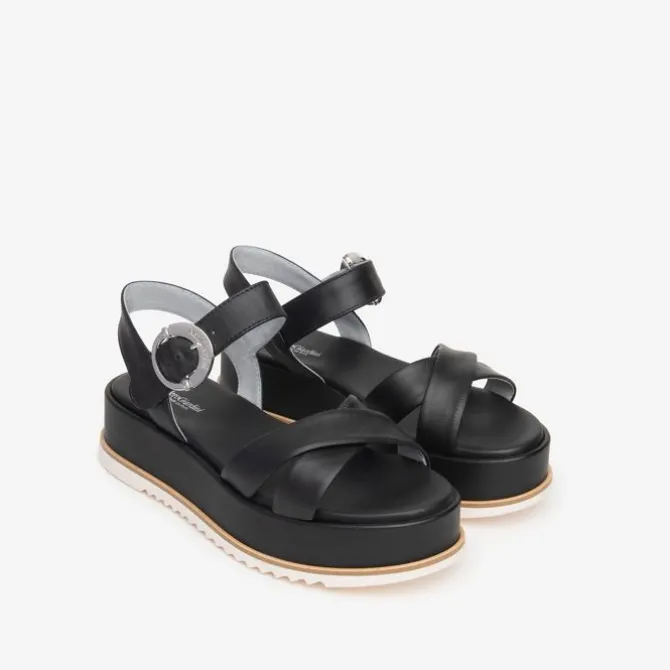 Nerogiardini Black Flatform Sandal