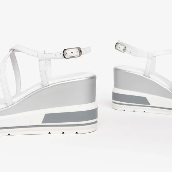 Nerogiardini White And Silver Platform Sandal