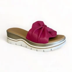 Repo Pink Leather Slider