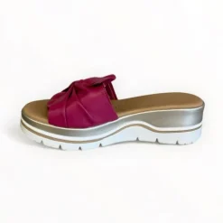 Repo Pink Leather Slider